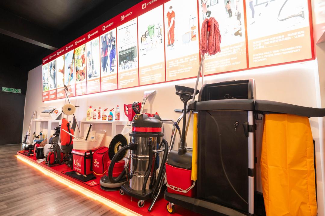 Ultra Cleaning professional-grade equipment